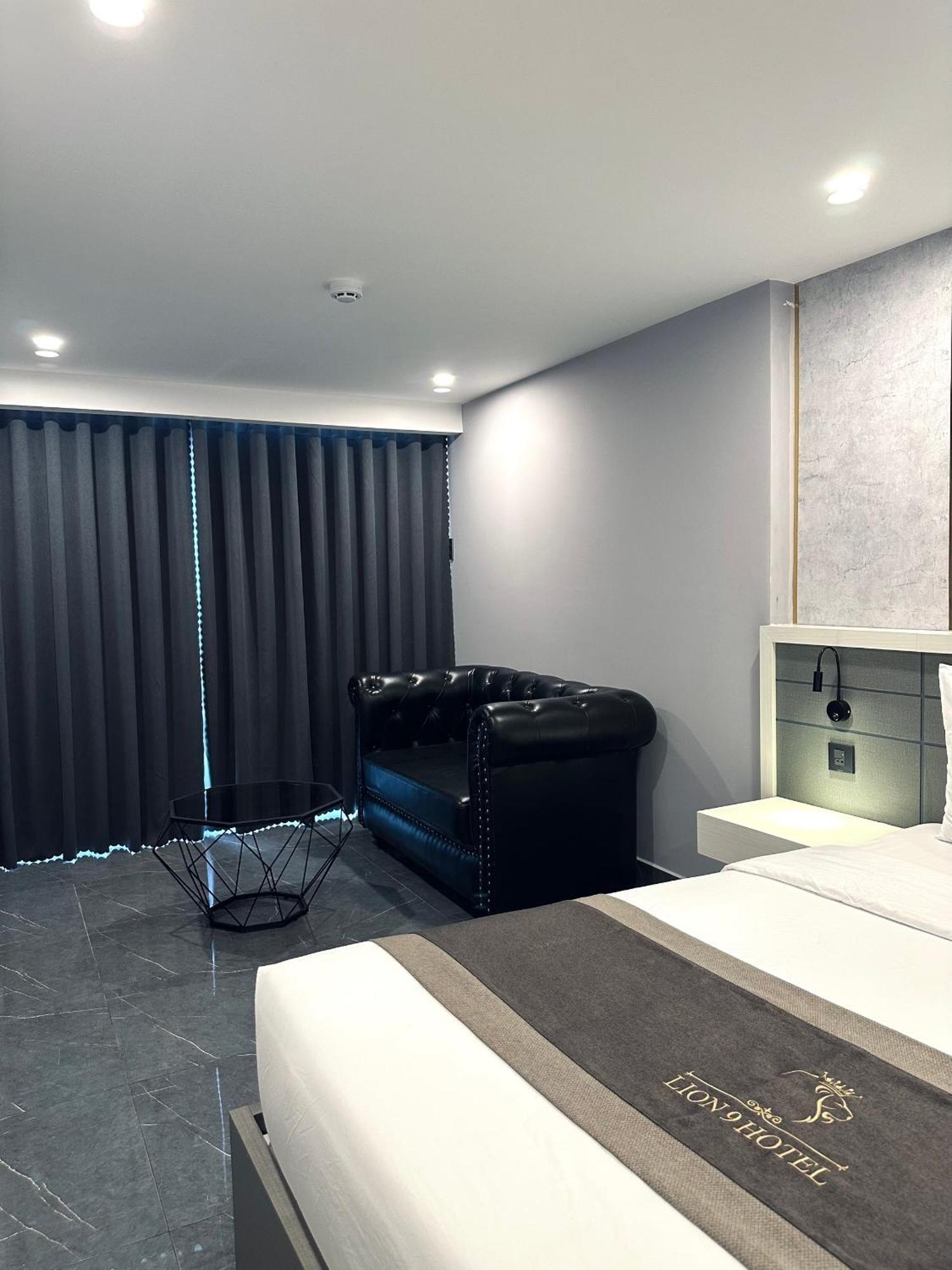 Lion 9 Hotel كان ثو المظهر الخارجي الصورة