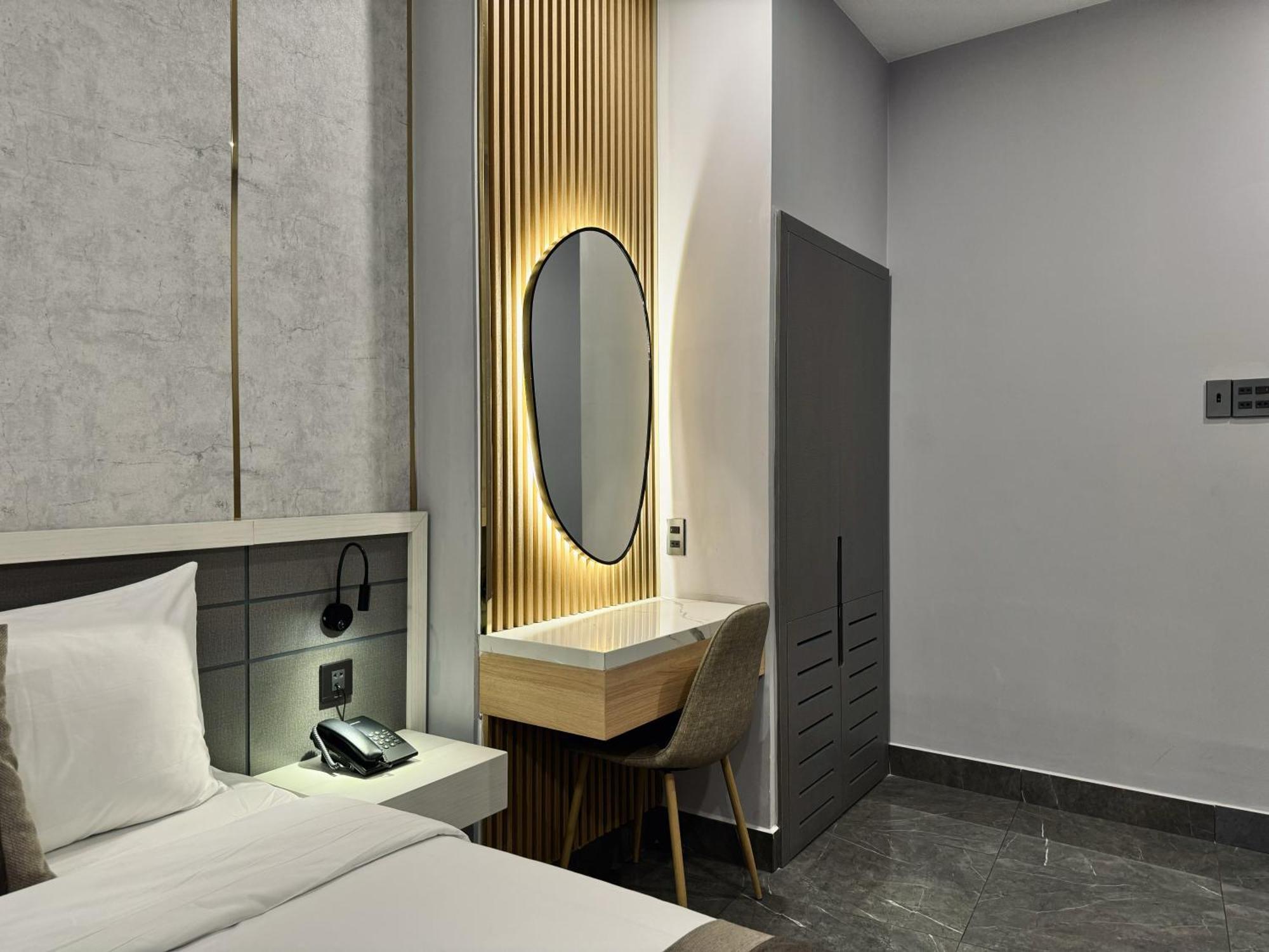 Lion 9 Hotel كان ثو المظهر الخارجي الصورة
